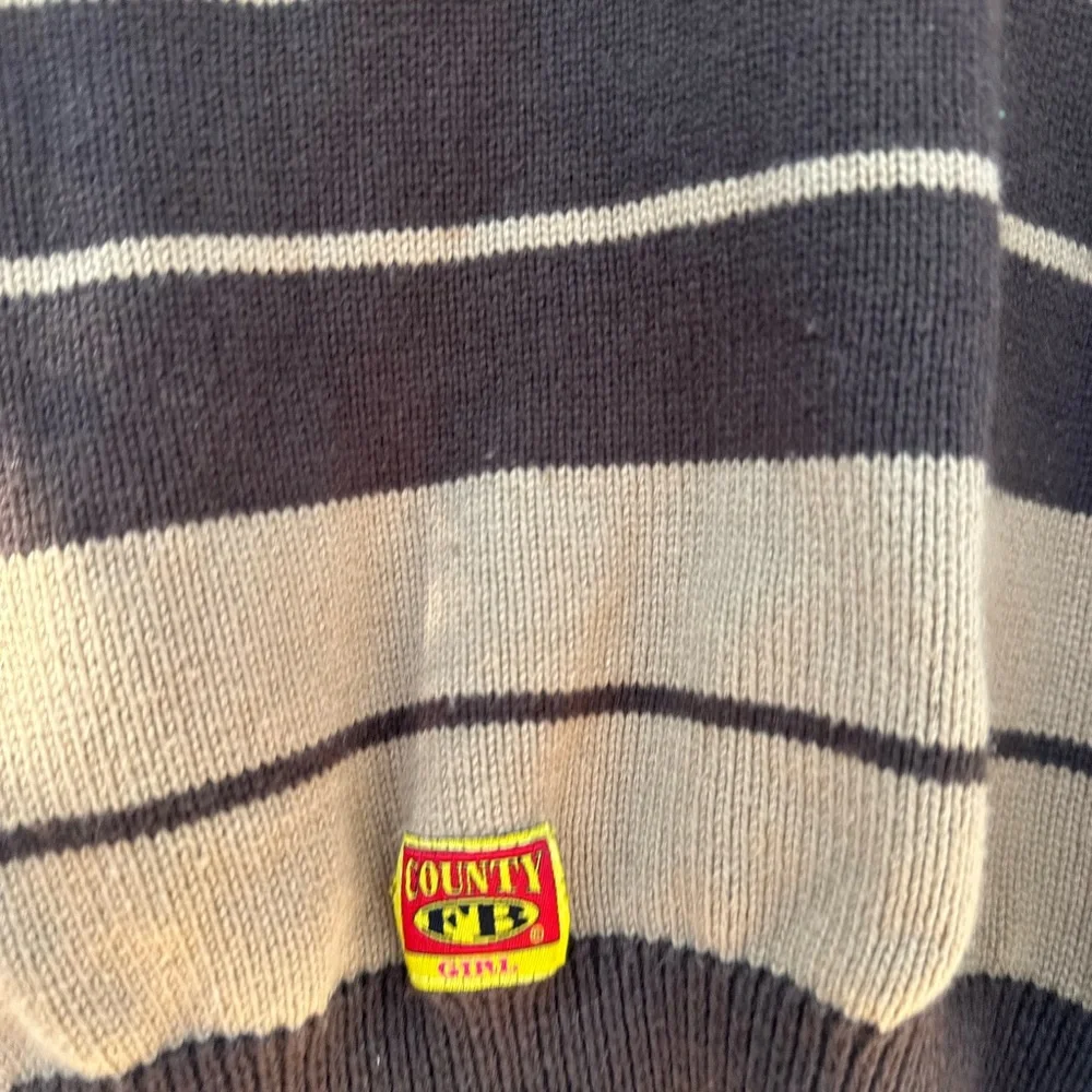 Charlie Brown Stripe FB County Crop Top - Picture 2 of 5